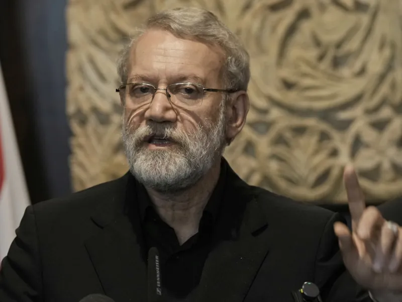 Αλί Λαριτζάνι για Ντ.Τραμπ: «Ας αναρωτηθεί αν το σύνθημα είναι «Πρώτα η Αμερική» ή «Πρώτα το Ισραήλ»