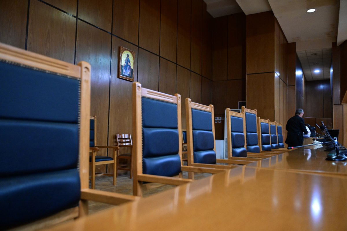 Στη φυλακή οι δύο Βούλγαροι που είχαν κατακλέψει κοσμηματοπωλεία σε όλη την Θεσσαλία – Πώς δρούσαν