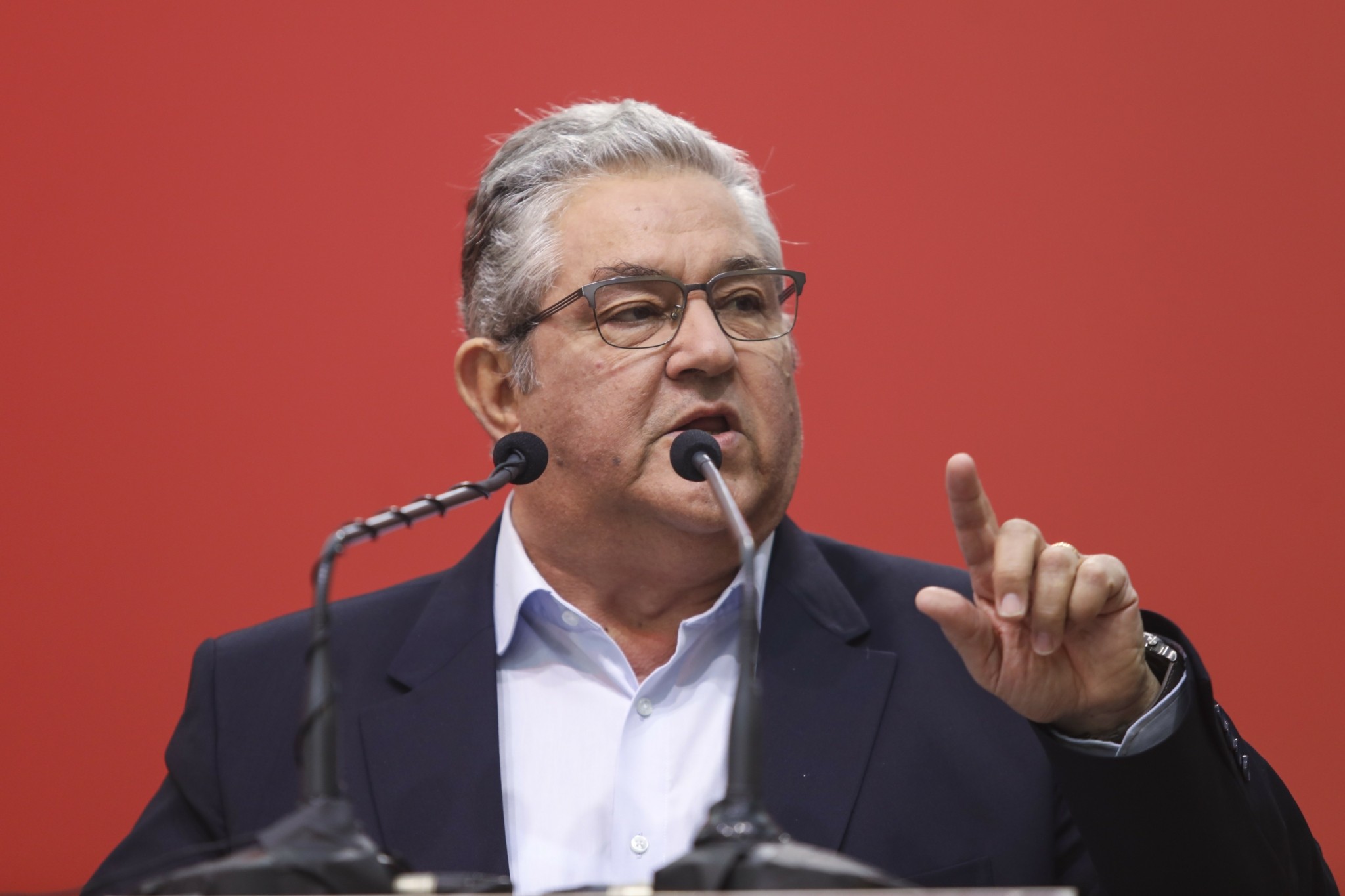 Δ.Κουτσούμπας: «Δύο από τα drones που αναχαίτισαν τα ελληνικά F-16 κατευθύνονταν στην Σούδα»!