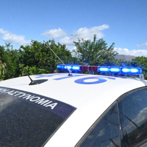 Κρήτη: Συνελήφθησαν δύο άτομα για παράνομη κατοχή όπλων – Είχαν στα χέρια τους πάνω από 3.000 κροτίδες (φωτο)