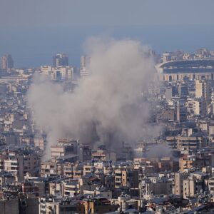 Συνεχίζονται οι ισραηλινοί βομβαρισμοί στον Λίβανο: Δείτε live εικόνα από την Βηρυτό (βίντεο)