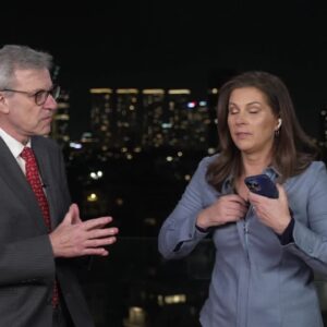 Βίντεο: Η στιγμή που δημοσιογράφος του CNN τρέχει σε καταφύγιο όταν ήχησαν οι σειρήνες στο Τελ Αβίβ