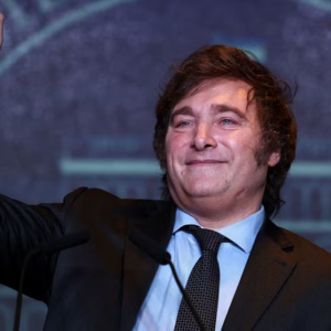 Το AI βίντεο του Χ.Μιλέι με τον Ν.Τραμπ να… εξαφανίζει τους Αλί Χαμενεΐ και Ν.Μαδούρο