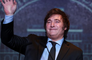 Το AI βίντεο του Χ.Μιλέι με τον Ν.Τραμπ να… εξαφανίζει τους Αλί Χαμενεΐ και Ν.Μαδούρο