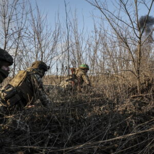 Ουκρανία: Πάνω από πέντε τραυματίες εξαιτίας ρωσικών επιθέσεων σε σιδηροδρομικές υποδομές