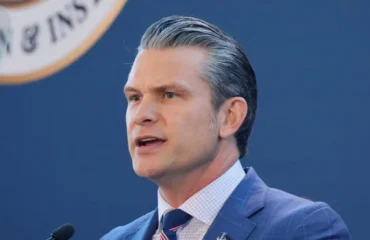 Π.Χέγκσεθ για Ιράν: Από εδώ και πέρα θα βλέπουν μόνο «την αεροπορική ισχύ των ΗΠΑ και του Ισραήλ»