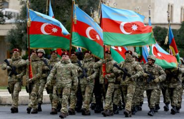 Αζερμπαϊτζάν: Οι ένοπλες δυνάμεις έλαβαν εντολή να προετοιμάσουν αντίποινα για τις ιρανικές επιθέσεις