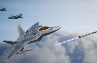 Μπροστά σε F-22 ο Μ.Νετανιάχου: «Με τις ΗΠΑ θα χτυπάμε συνεχώς το Ιράν» (βίντεο)