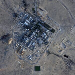 Ιράν: «Θα κτυπήσουμε το πυρηνικό συγκρότημα της Ντιμόνα στο Ισραήλ»