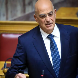 Τουρκικά ΜΜΕ: «Ο Ν.Δένδιας μας στοχοποιεί στη μέση του πολέμου – Αυθάδη λόγια σαν απειλή»