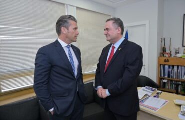 Π.Χέγκσεθ σε Ι.Κατζ: «Συνεχίστε μέχρι το τέλος – Είμαστε μαζί σας»