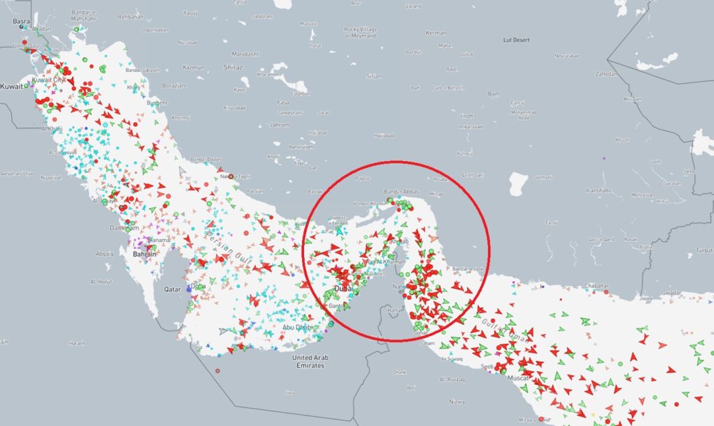Ιράν: «Δεν σκοπεύουμε να κλείσουμε τα Στενά του Ορμούζ για την ώρα»