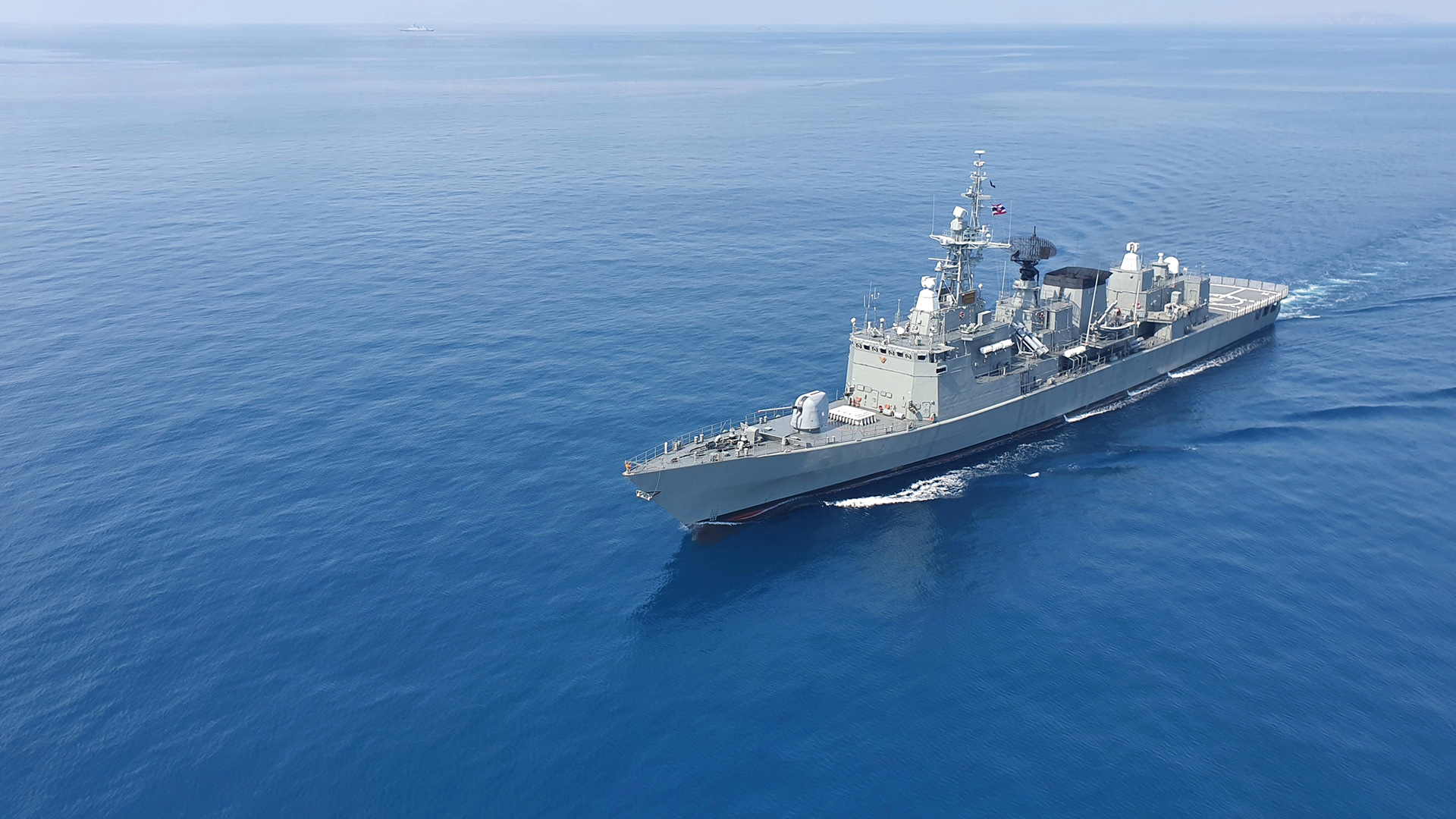 Σρι Λάνκα: H στιγμή που οι Αρχές διασώζουν μέλη του πληρώματος του ιρανικού πλοίου μετά το αμερικανικό πλήγμα