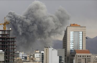 Βίντεο: Μεγάλη έκρηξη στο κέντρο της Τεχεράνης – Οι Ισραηλινοί έπληξαν τα κεντρικά της αστυνομίας