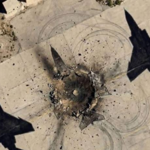 Κινεζικά ΜΜΕ: «Πέφτουν στην παγίδα οι Αμερικανοί – Χτυπούν ζωγραφιές και όχι αληθινά ιρανικά F-14» (βίντεο)