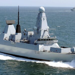 Η Βρετανία καθυστερεί να στείλει πολεμικό πλοίο στην Κύπρο λόγω ωραρίου των εργαζομένων στην βάση του Πόρτσμουθ!