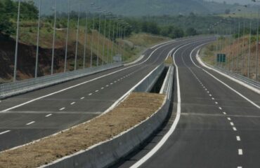 Εγνατία Οδός: Φορτηγό διακομιδής ψυκτικού αερίου έπιασε φωτιά