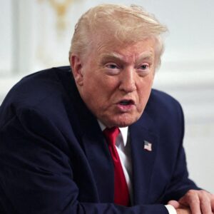 Ν.Τραμπ: «To Ιράν είναι πλέον ο ηττημένος της Μέσης Ανατολής – Σήμερα θα δεχθεί πολύ σκληρά πλήγματα»