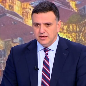 Β.Κικίλιας: «10 ελληνόκτητα πλοία έχουν εγκλωβιστεί μέσα στα Στενά του Ορμούζ»