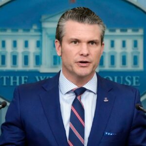 Πιτ Χέγκσεθ: «Δεν μας προκαλούν ανησυχία πληροφορίες ότι η Ρωσία ενημερώνει το Ιράν για πιθανούς στόχους»