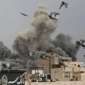 IDF: «Πλήξαμε 16 ιρανικά στρατιωτικά αεροσκάφη σε αεροδρόμιο της Τεχεράνης»