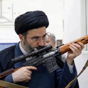 Ο Μοτζτάμπα Χαμενεΐ και επίσημα ο νέος ανώτατος ηγέτης του Ιράν