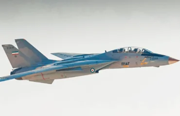 Οι Ισραηλινοί βομβάρδισαν τα ιρανικά F-14 στο αεροδρόμιο του Ισφαχάν