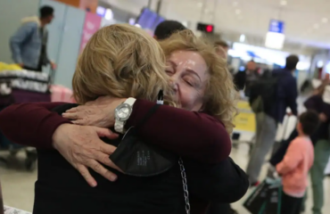 ΥΠΕΞ: «Ολοκληρώθηκαν με ασφάλεια οι επιχειρήσεις επαναπατρισμού Ελλήνων από τη Μέση Ανατολή»