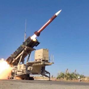 Η Ρωσία προχωρά σε μαζικές εκτοξεύσεις βαλλιστικών πυραύλων για να εξαντλήσει τα αποθέματα των ουκρανικών Patriot