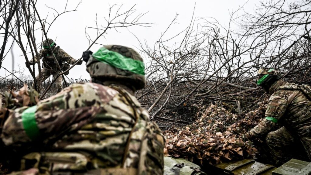 Οι Ρώσοι κατέστρεψαν εν κινήσει έμφορτο όχημα με Ουκρανούς στρατιώτες στο Κραματόρσκ – Δείτε βίντεο