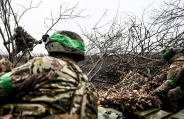 Οι Ρώσοι κατέστρεψαν εν κινήσει έμφορτο όχημα με Ουκρανούς στρατιώτες στο Κραματόρσκ – Δείτε βίντεο