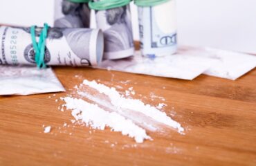 Στα «χέρια» του Λιμενικού δύο άνδρες για κατοχή κοκαΐνης: Σκόπευαν να την πουλήσουν και να βγάλουν 85.000 ευρώ