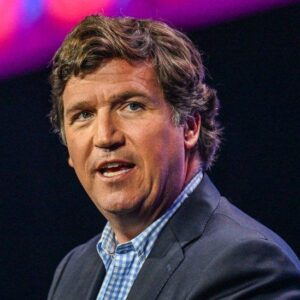 Tucker Carlson: «Δεν αξίζει μία χώρα που σκοτώνει τις κόρες Ιρανών στρατιωτικών»