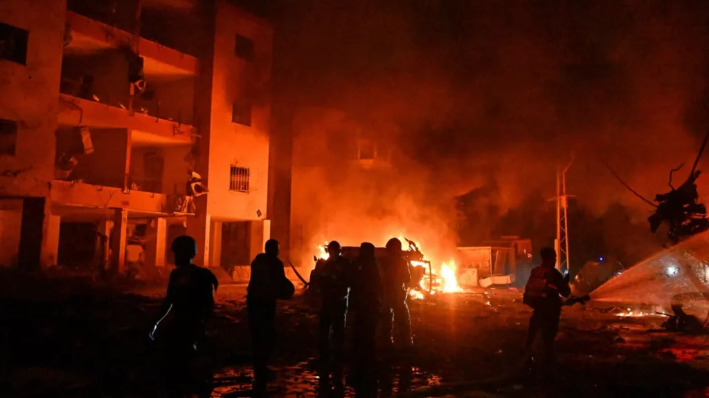 Βίντεο: H στιγμή που οι ιρανικές δυνάμεις κτυπούν ισραηλινή εγκατάσταση επικοινωνιών και πληροφοριών