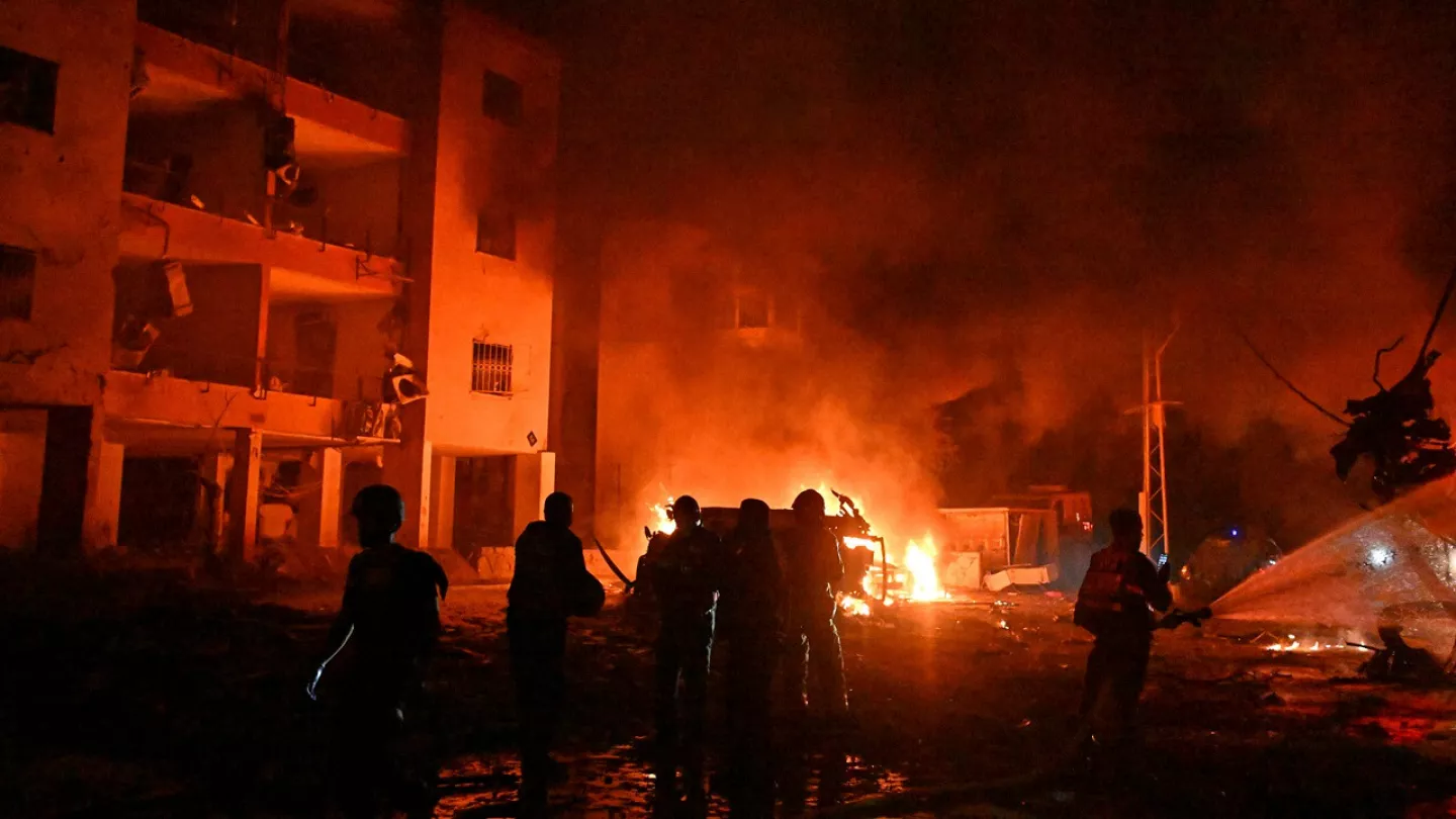 Βίντεο: H στιγμή που οι ιρανικές δυνάμεις κτυπούν ισραηλινή εγκατάσταση επικοινωνιών και πληροφοριών