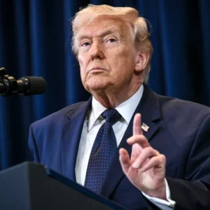 N.Tραμπ για Tomahawk που σκότωσε τις 165 μαθήτριες: «Έχουν κι άλλες χώρες αυτό τον πύραυλο»!