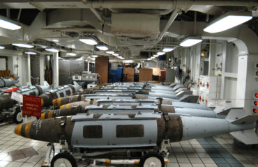 ΗΠΑ: Στα 5,6 δισ.$ το κόστος των πυρομαχικών μόνο για τις δύο πρώτες ημέρες του πολέμου με το Ιράν!