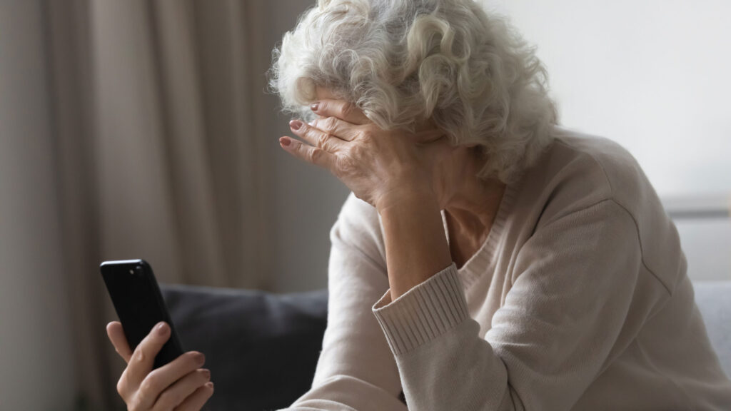 Αττική: Επιτήδειοι εξαπάτησαν γυναίκα και της άρπαξαν κοσμήματα και χρυσές λίρες άνω των 100.000 ευρώ!