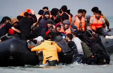 Πλεύρης: Αφού διαμαρτυρήθηκε η Διεθνής Αμνηστία για τα κέντρα επιστροφών  αλλοδαπών τότε  είμαστε στον σωστό δρόμο