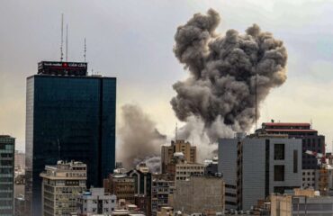 Βομβάρδισαν την κεντρική τράπεζα του Ιράν και η απάντηση είναι σκληρή: «Θα κτυπηθούν όλες οι τράπεζες στον Κόλπο»