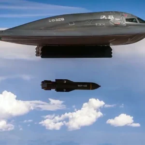 Την τεράστιας ισχύος GBU-57A/B MOP έριξαν οι Αμερικανοί στην ιερή πόλη του Ιράν (βίντεο)