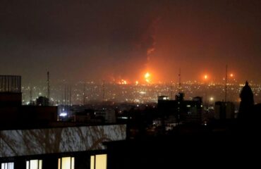 Βίντεο: Κτίριο στην Βηρυτό έχει τυλιχτεί στις φλόγες μετά από ισραηλινό βομβαρδισμό