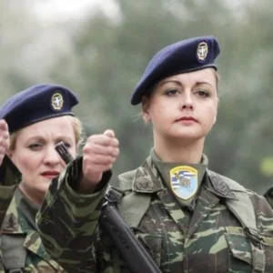 Για πρώτη φορά οι γυναίκες στον Ελληνικό Στρατό Ξηράς – Το ενημερωτικό βίντεο του ΓΕΣ