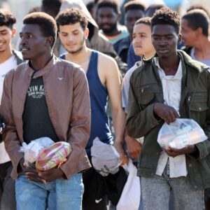 «Απόβαση» κι άλλων παράνομων αλλοδαπών στην Κρήτη: Πάνω από 35 εντοπίστηκαν – Αναμένονται άλλες δύο αφίξεις