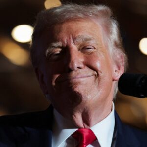 Ν.Τραμπ: «Θα αξιοποιήσουμε “λιγάκι” τα αποθέματα πετρελαίου – Κάνουμε μια εκδρομή»