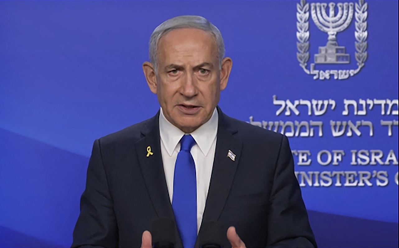 Ο Μ.Νετανιάχου δίνει συνέντευξη την στιγμή που βομβαρδίζουν την Τεχεράνη