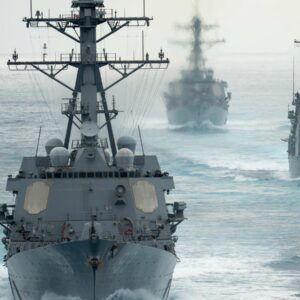 Το αμερικανικό ναυτικό πετάει «λευκή πετσέτα» για τα Στενά: «Όταν γίνει στρατιωτικά εφικτό θα συνοδεύουμε εμπορικά»