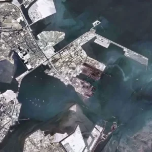 Ιρανοί Φρουροί της Επανάστασης: «Χτυπήσαμε σε δύο κύματα την βάση του 5ου Αμερικανικού Στόλου»