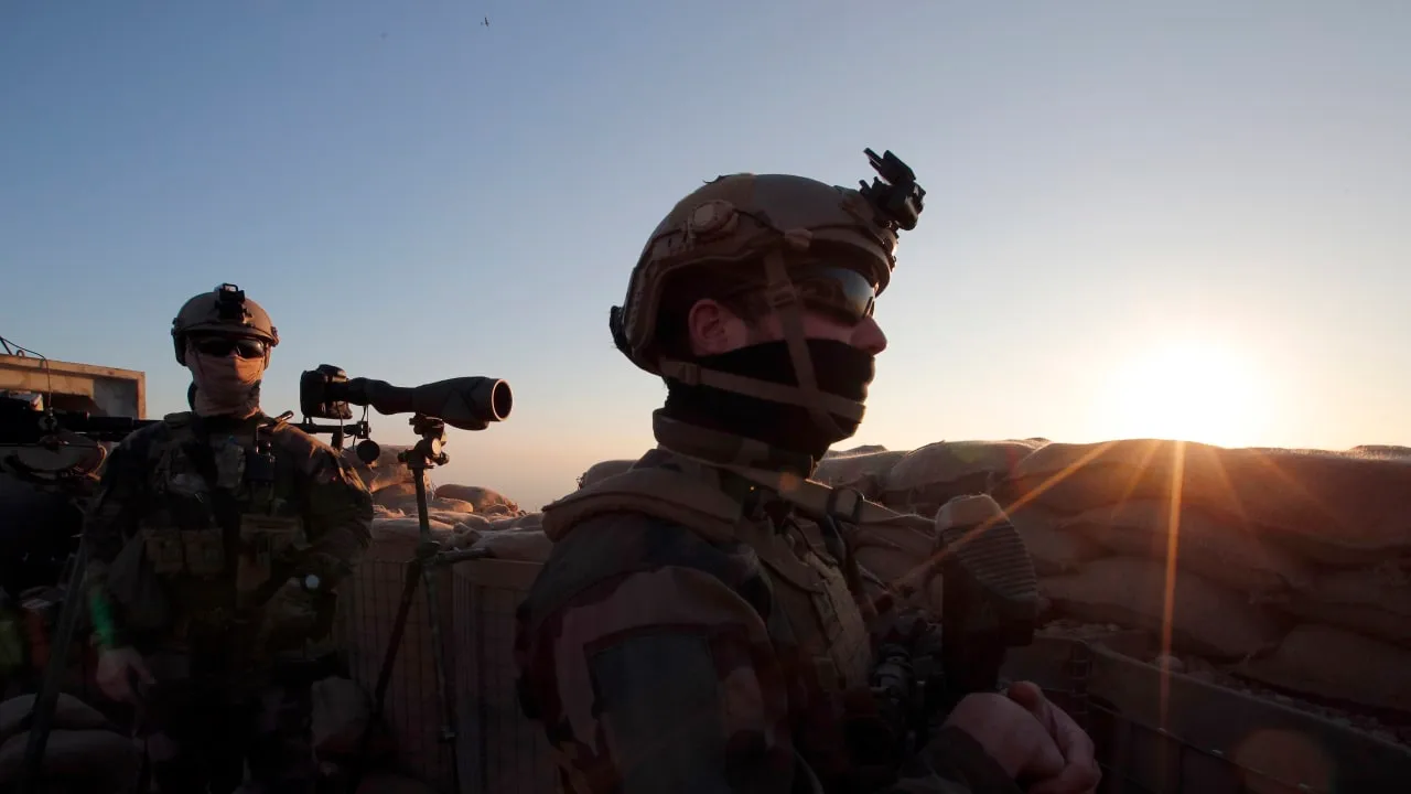 Ιράκ: Ιρανικό drone χτύπησε γαλλική βάση – Καταστράφηκε ελικόπτερο και 6 Γάλλοι στρατιωτικοί τραυματίστηκαν