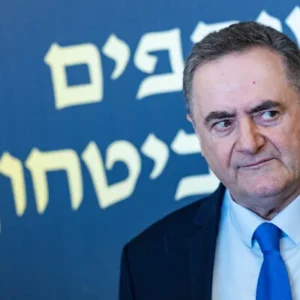 Ίσραελ Κατζ: «Ο ισραηλινός στρατός έχει λάβει εντολή να επεκτείνει τις επιχειρήσεις του στον Λίβανο»